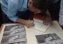 Es su 13° obra:  Daniel Roncoli presentó su libro «El Aparador de Zulema».